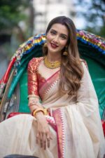 আড়ং কোয়ালিটি পিওর কটন [রানিং ব্লাউজ পিস সহ] C2025-S27 - Image 6